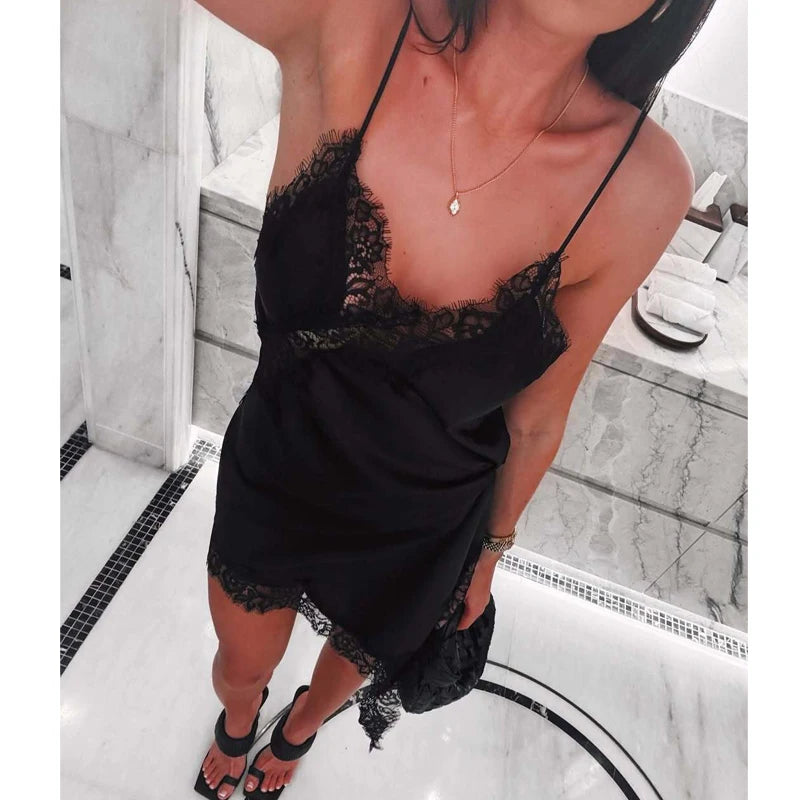 Vestido Noir Encaje